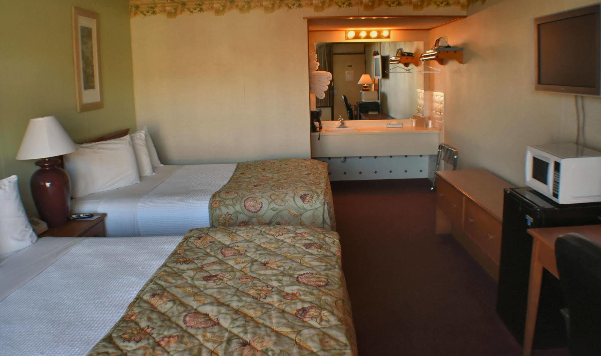 Baldknobbers Motor Inn Μπράνσον Εξωτερικό φωτογραφία