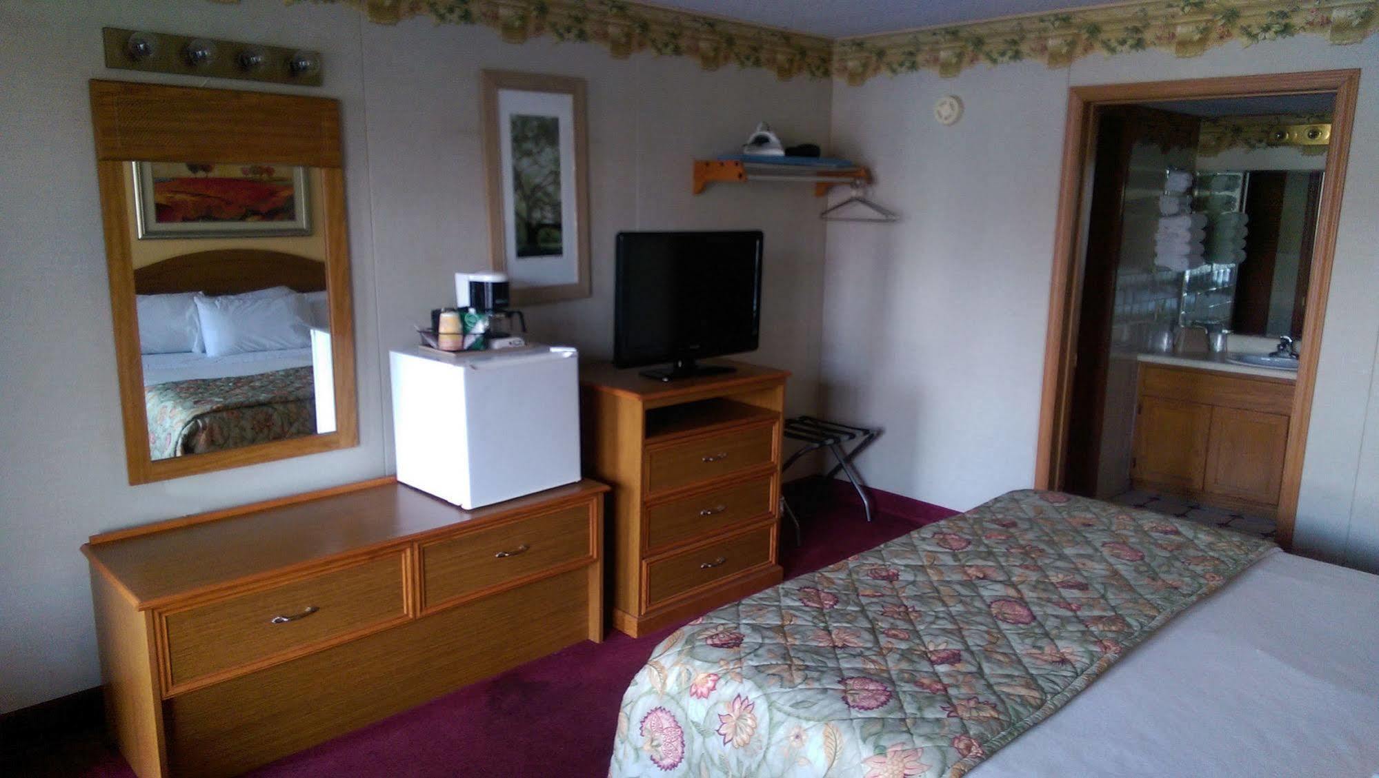 Baldknobbers Motor Inn Μπράνσον Εξωτερικό φωτογραφία